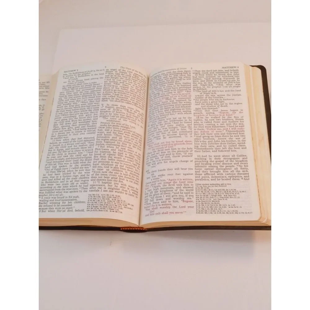 Nelson Holy Bible KJV 162B Red Letter Dictionary Concordance 1984 &‎ 1972 Bible
